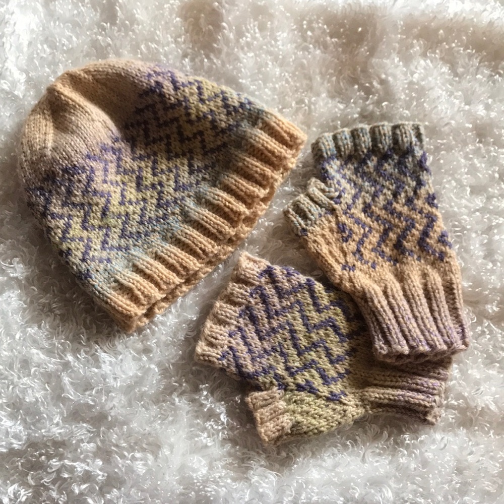 Beanie&matching gloves